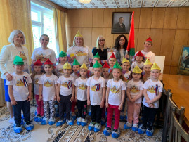 "Мой город любимый гордится сынами своими!" "Мой город любимый гордится сынами своими!".